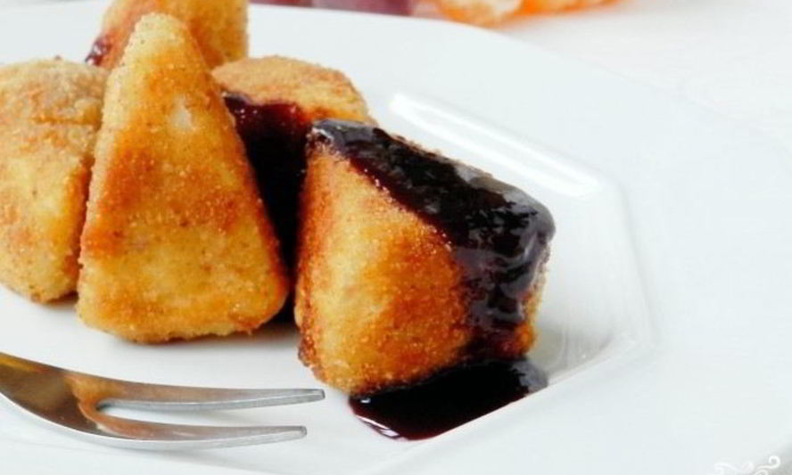 Рецепт жареный сулугуни с яйцом