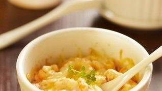 Куриный жюльен в сливочном соусе с золотистой корочкой из пармезана