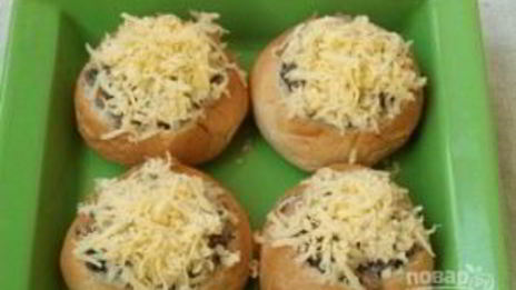 сытный жульен в булочке