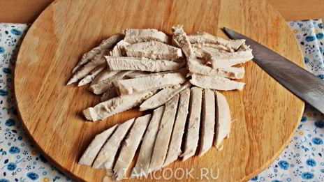 жульен с курицей и грибами в горшочках