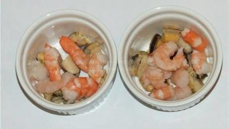 жульен с мидиями и креветками