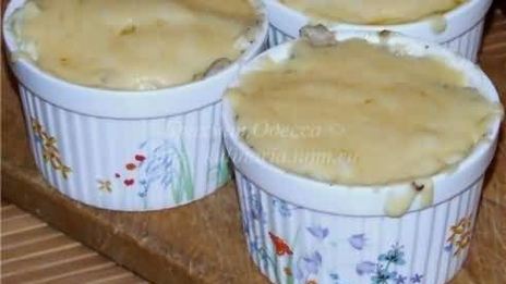 жульен с мидиями и креветками