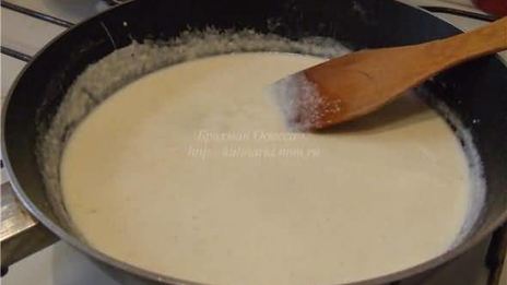 жульен с мидиями и креветками