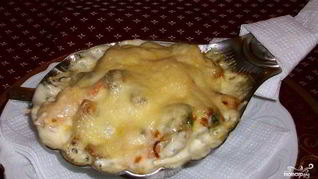 Жульен с мидиями и овощами