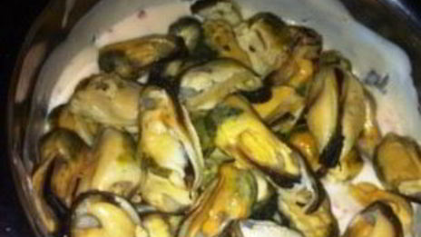 жульен с мидиями и овощами