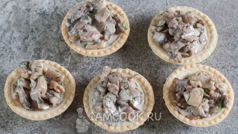 жульен в тарталетках с грибами и курицей