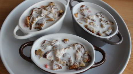 жюльен из крабов с белыми грибами