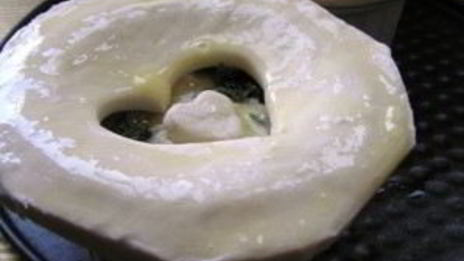 жюльен с крышечками из слоеного теста