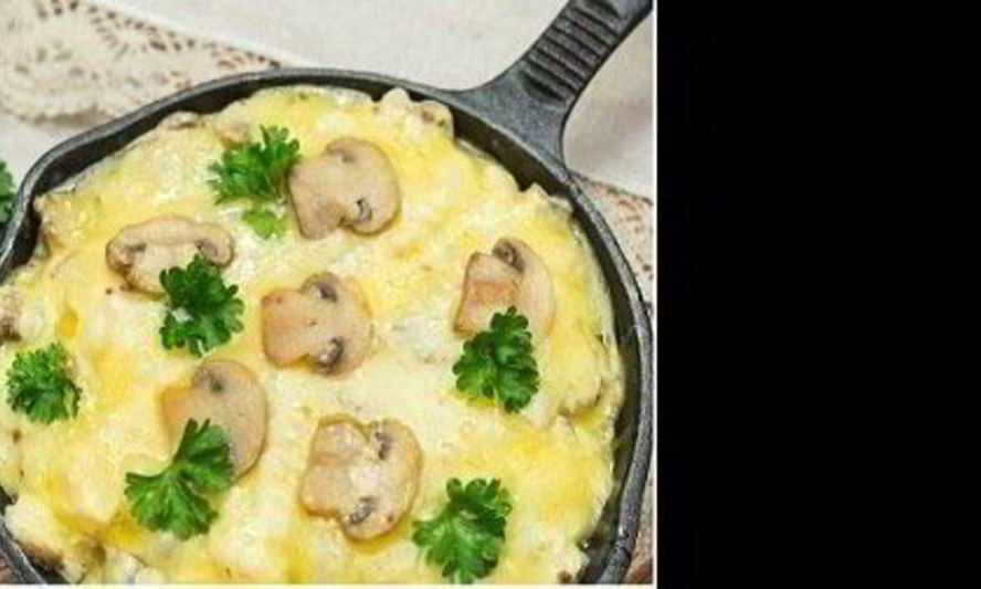 Рецепт жюльен с курицей и грибами на сковороде