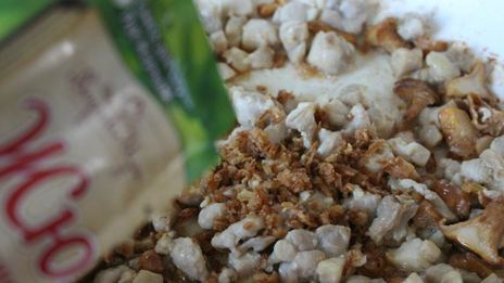 жюльен с курицей и лисичками