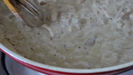 жюльен с курицей и лисичками