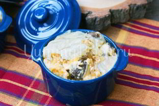 Жюльен с курицей и шампиньонами