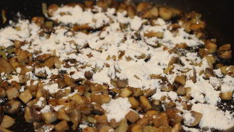 жюльен в корзиночках из куриного филе