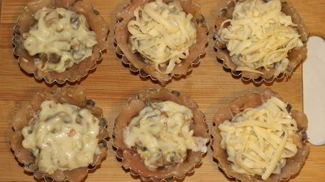 жюльен в корзиночках из куриного филе